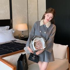 5879新款小香风重工设计师大衣